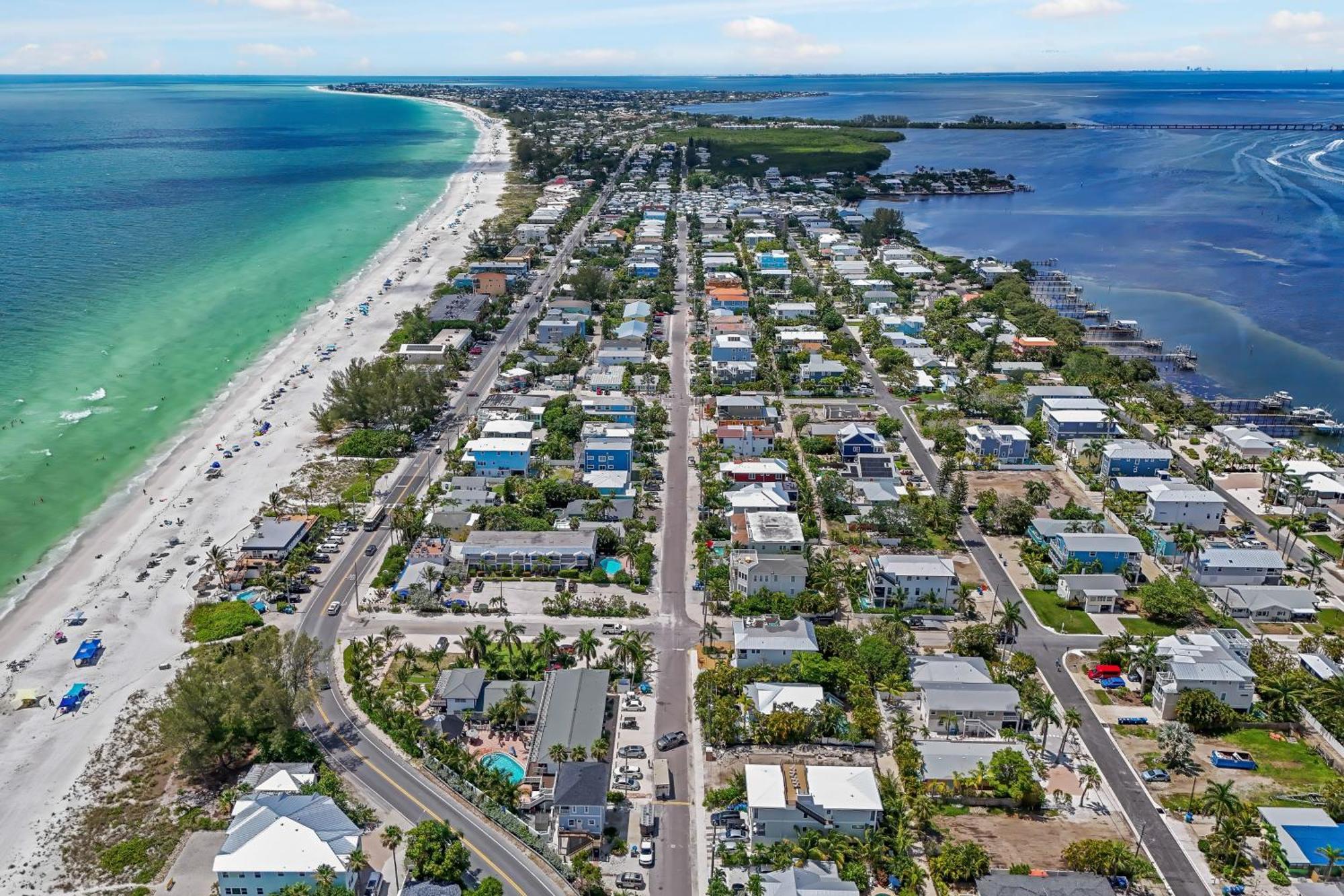 Sunset Oasis Villa Bradenton Beach Eksteriør billede